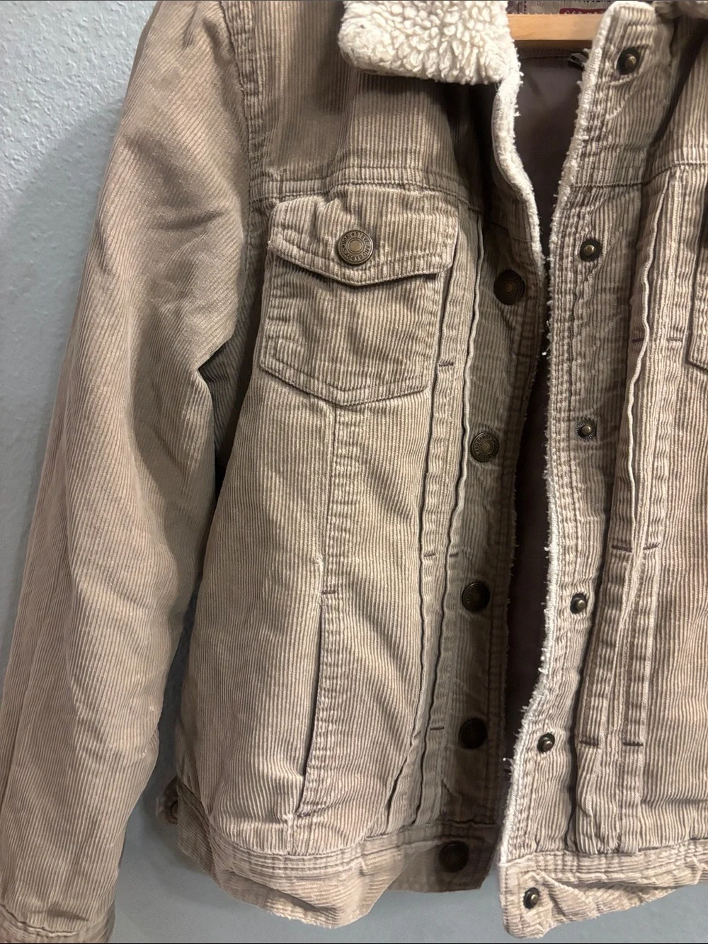 Steve & Barry's Tan Corduroy Jacket with Cream Sherpa Collar